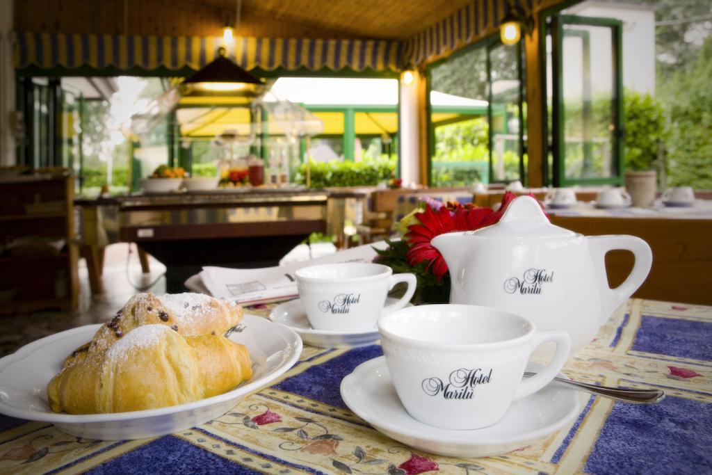 Hotel Marilu エラクレア・マーレ エクステリア 写真