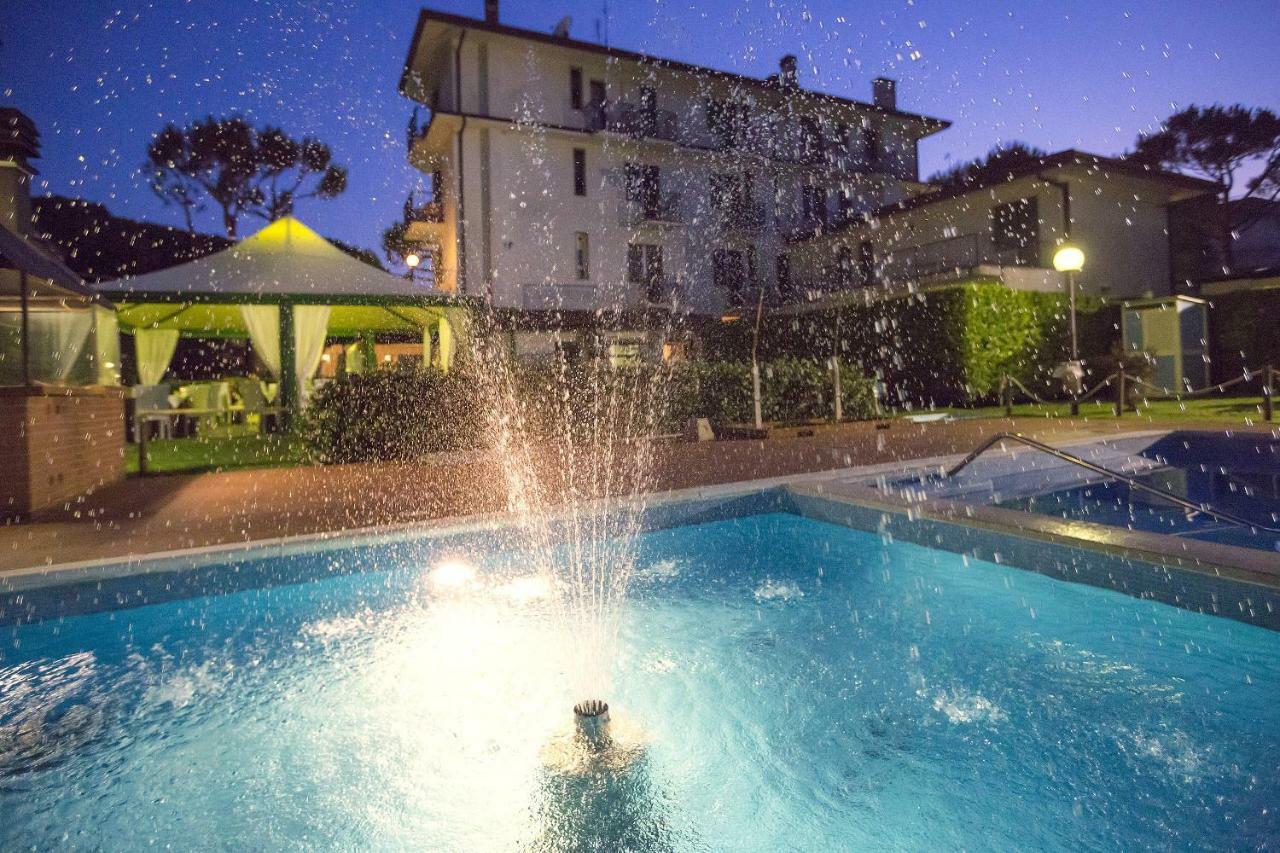 Hotel Marilu エラクレア・マーレ エクステリア 写真