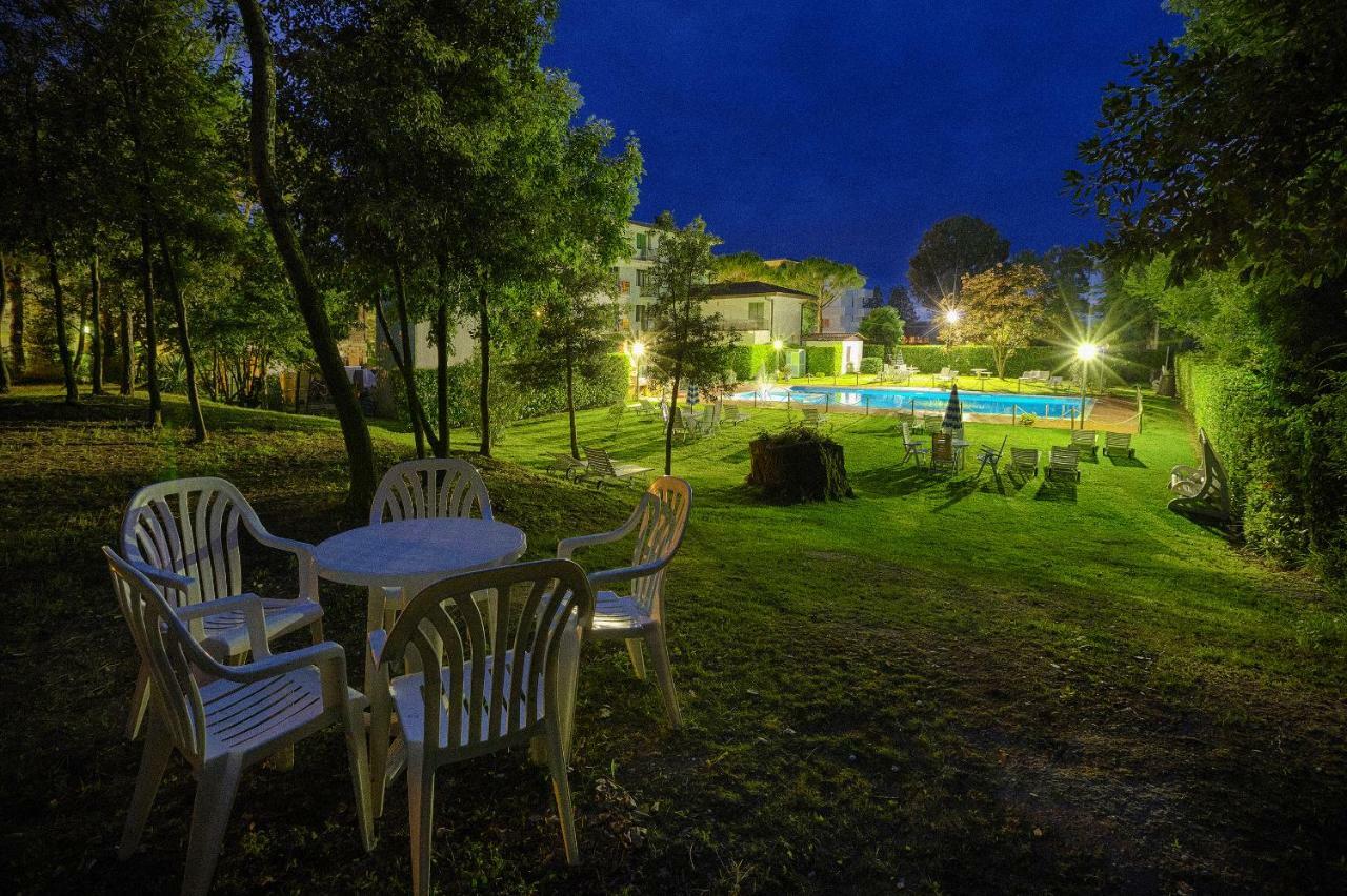 Hotel Marilu エラクレア・マーレ エクステリア 写真